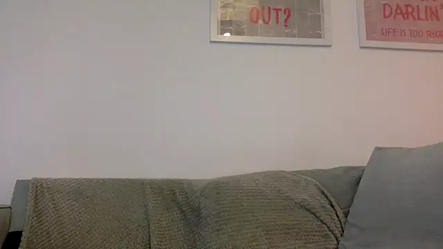 Snapshot of gracelovesxx chatting on March 15, 9:15 am gracelovesxx online show from March 15, 9:15 am