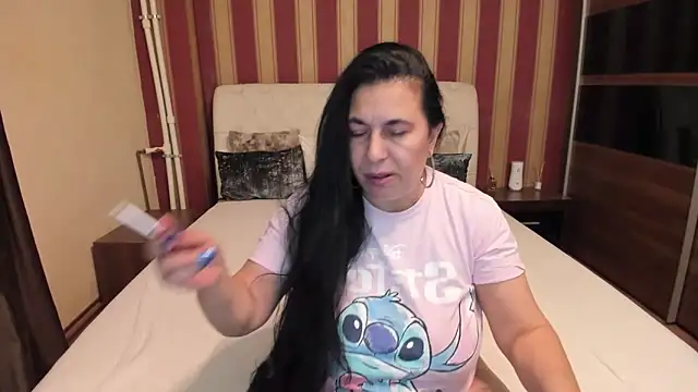 MadameCrowford online show from December 18, 12:11 pm