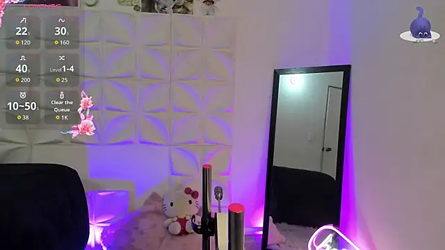 Snapshot of JuliethMoss chatting on October 7, 7:55 pm JuliethMoss online show from October 7, 7:55 pm