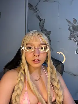 JuliethMoss online show from March 28, 9:53 am