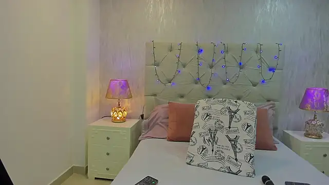 Pamelamiler   online show from September 16, 12:17 pm