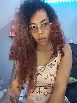 Snapshot of Pamelamiler__ chatting on June 18, 2:34 am Pamelamiler online show from June 18, 2:34 am