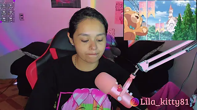 lila kitty81 online show from October 28, 7:05 pm