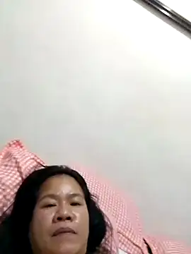 AsianbouncieGIRL online show from May 15, 11:12 pm