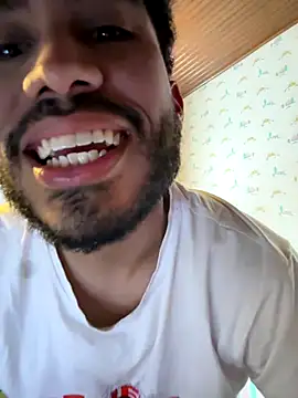 Snapshot of TU-MORENOO chatting on September 15, 5:13 pm TU-MORENOO online show from September 15, 5:13 pm