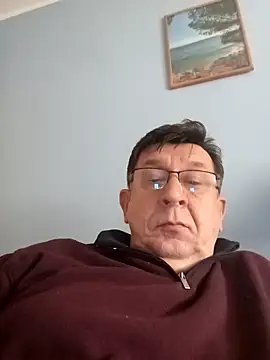 Snapshot of Marco44hpx chatting on November 15, 11:40 am Marco44hpx online show from November 15, 11:40 am