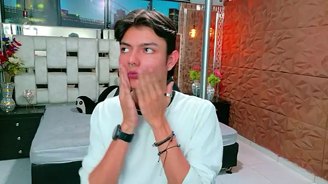 alandelrey57 online show from January 8, 7:43 am