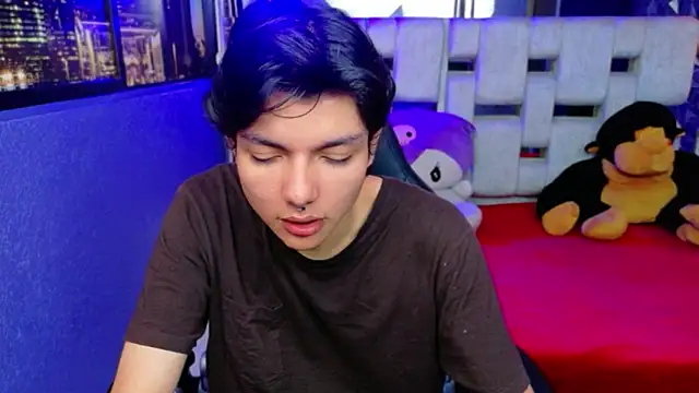 alandelrey57 online show from March 26, 2:11 pm