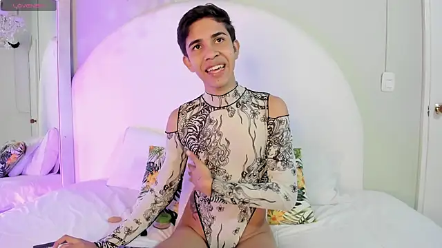 JoshuaSanzz online show from September 13, 4:23 am