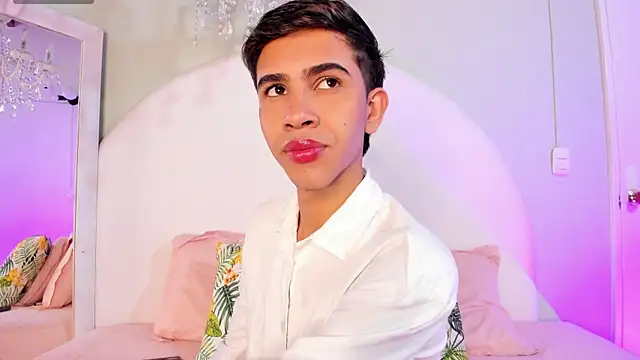 JoshuaSanzz online show from November 11, 3:39 am