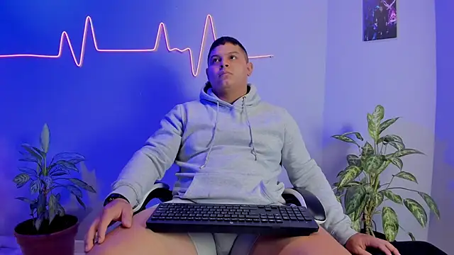 Maximus Steel online show from November 20, 12:16 pm