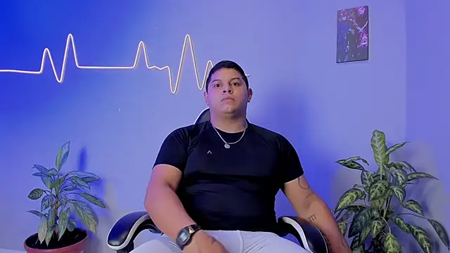 Maximus Steel online show from November 22, 10:20 pm