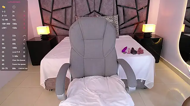 JeinnoveMontenegr0 online show from November 11, 12:05 pm