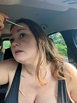 Snapshot of BrokenWife chatting on September 9, 6:13 am BrokenWife online show from September 9, 6:13 am