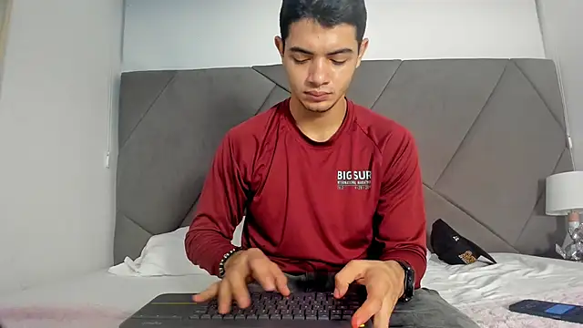 andrew colleman online show from October 7, 3:36 am