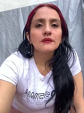 kataleya 29 online show from May 27, 7:55 pm