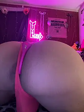 TranSexualJade95 online show from November 15, 8:44 am