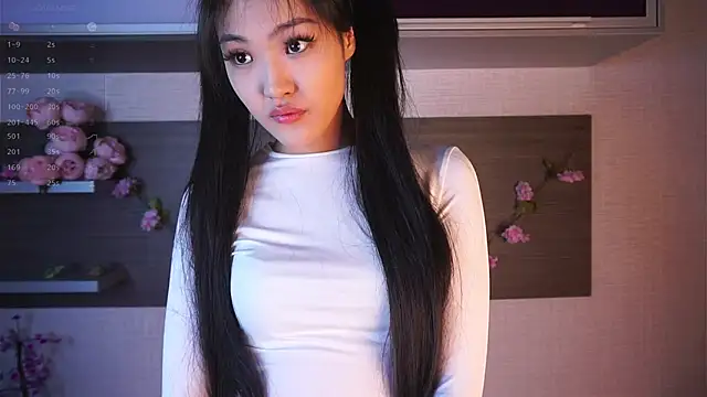 FancyEsten online show from October 10, 9:19 am