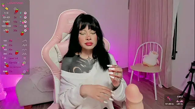 AlinaLukyanova online show from November 8, 4:45 am