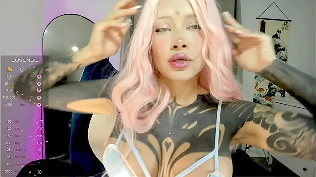 AlinaLukyanova online show from June 2, 4:14 am