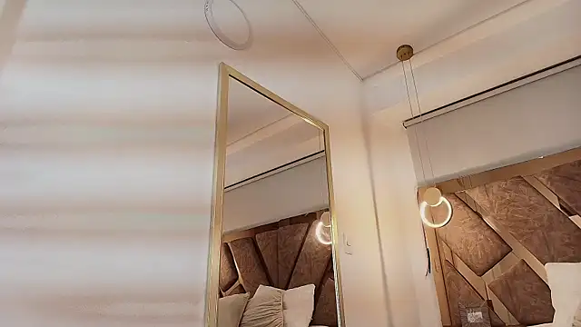 zarah andrew   online show from September 15, 12:16 pm