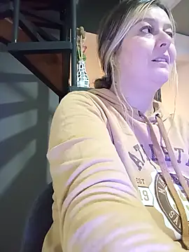 Fernandar2025 online show from November 14, 12:42 am