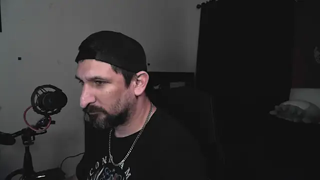 DevilPup75  online show from July 13, 1:41 am