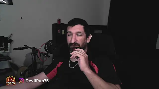 DevilPup75  online show from July 22, 5:32 am