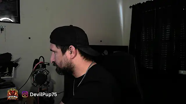 DevilPup75  online show from July 26, 3:08 pm