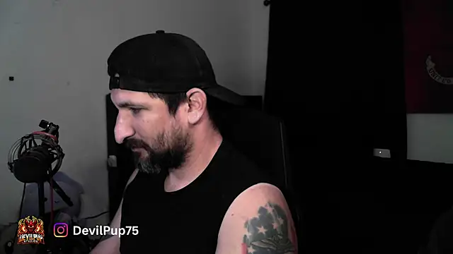 DevilPup75  online show from July 28, 4:08 am