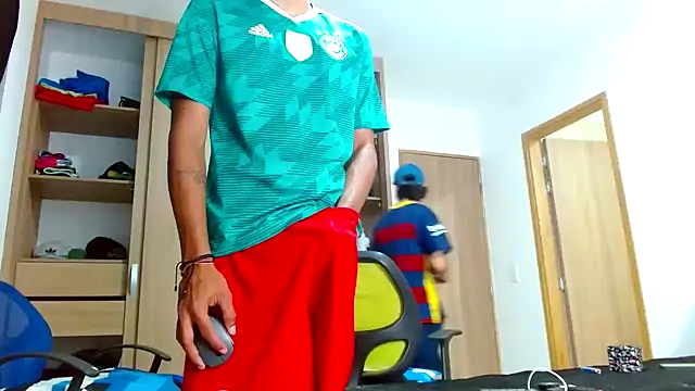 skinny23cm online show from January 7, 9:40 am