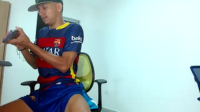 skinny23cm online show from March 13, 9:21 am