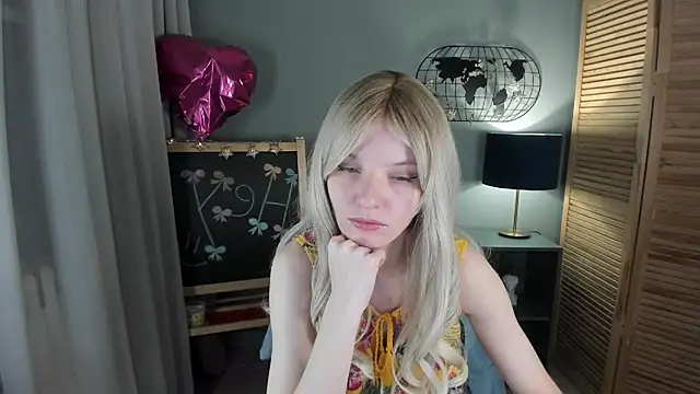 Madelaineses online show from November 16, 10:10 am