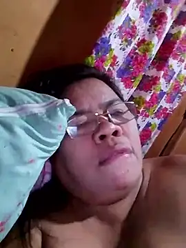 Huge mama69 online show from October 25, 9:31 pm