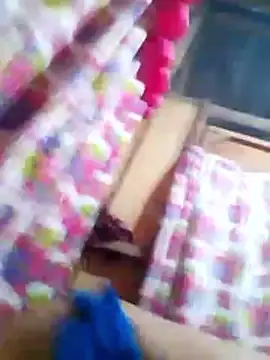 Snapshot of Huge_mama69 chatting on January 8, 4:15 am Huge mama69 online show from January 8, 4:15 am