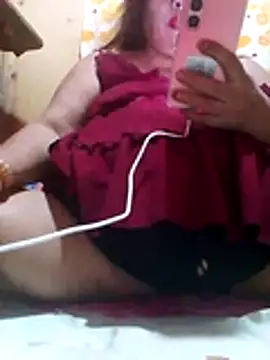 Huge mama69 online show from May 25, 7:03 am