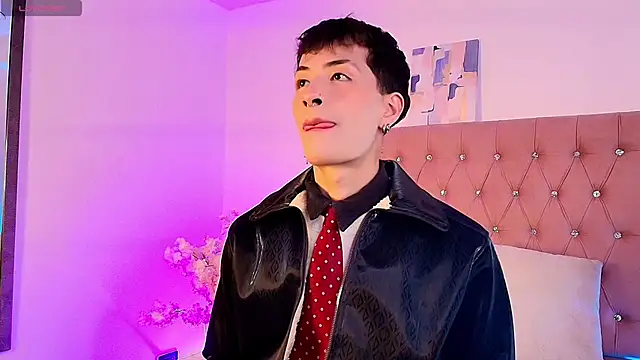 Snapshot of OzorioDany chatting on January 18, 4:49 am OzorioDany online show from January 18, 4:49 am