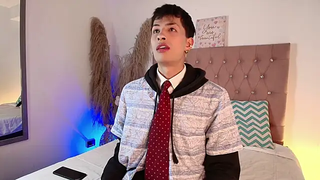 Snapshot of OzorioDany chatting on February 7, 4:16 am OzorioDany online show from February 7, 4:16 am