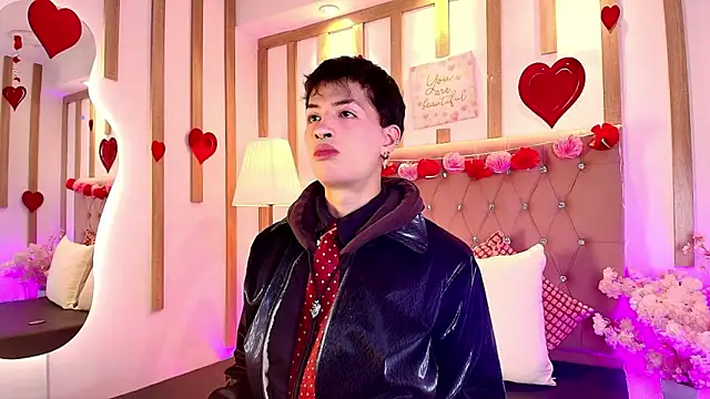 Snapshot of OzorioDany chatting on February 18, 4:08 am OzorioDany online show from February 18, 4:08 am