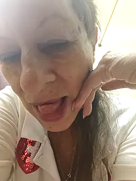 MaryeLunna online show from October 15, 12:05 pm