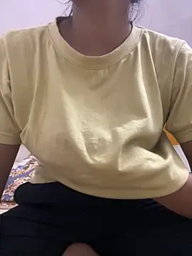 Snapshot of nisha807 chatting on October 15, 7:58 pm nisha807 online show from October 15, 7:58 pm