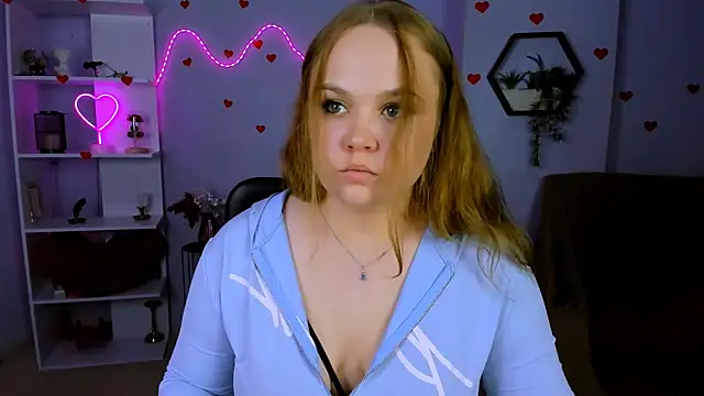 Snapshot of keri_ti chatting on June 3, 7:19 pm keri ti online show from June 3, 7:19 pm
