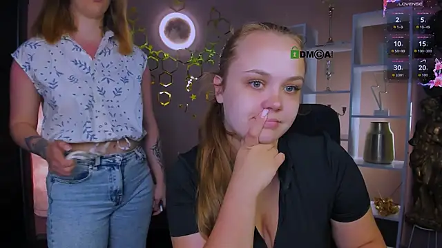 Snapshot of keri_ti chatting on July 3, 8:26 pm keri ti online show from July 3, 8:26 pm