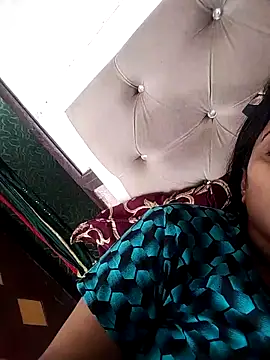 Soniya Roy online show from April 28, 7:13 am