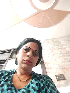 Soniya Roy online show from May 5, 9:50 am