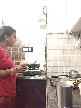 Soniya Roy online show from May 14, 5:03 am