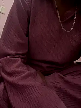 sakshi5533 online show from November 17, 5:19 pm