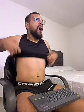 vincentjaxon online show from November 5, 10:48 am