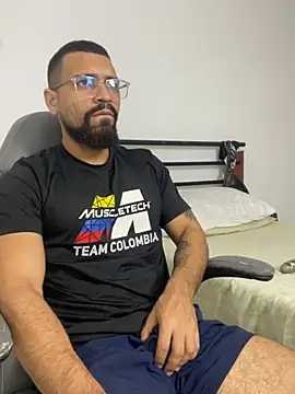 vincentjaxon online show from February 21, 1:06 am