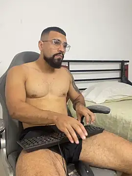 vincentjaxon online show from March 4, 6:14 pm